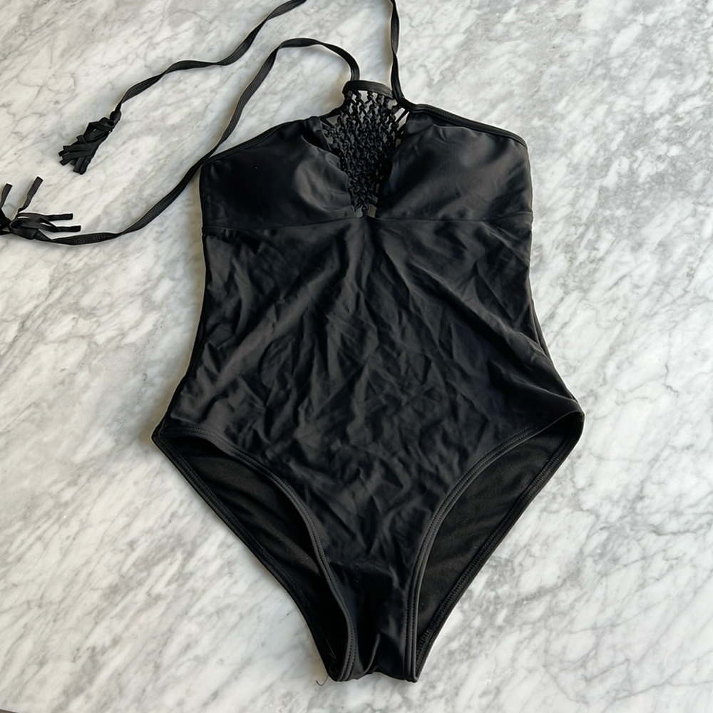 Black bathing suit Size S. Express never worn.